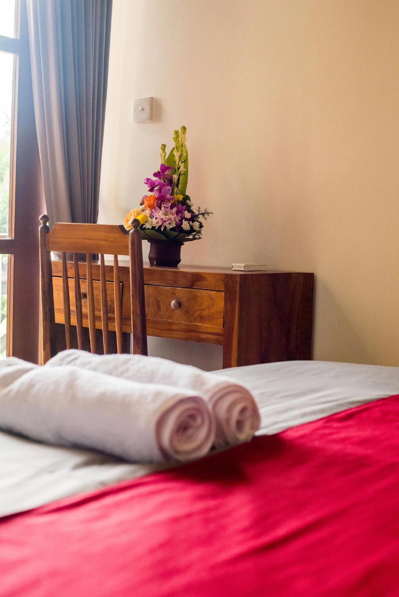 Compact Magic 2-floor 4bdr House With Yoga Terrace Pousada